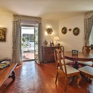 badia-vecchia-apartment.taorminaitalyhotels.com/